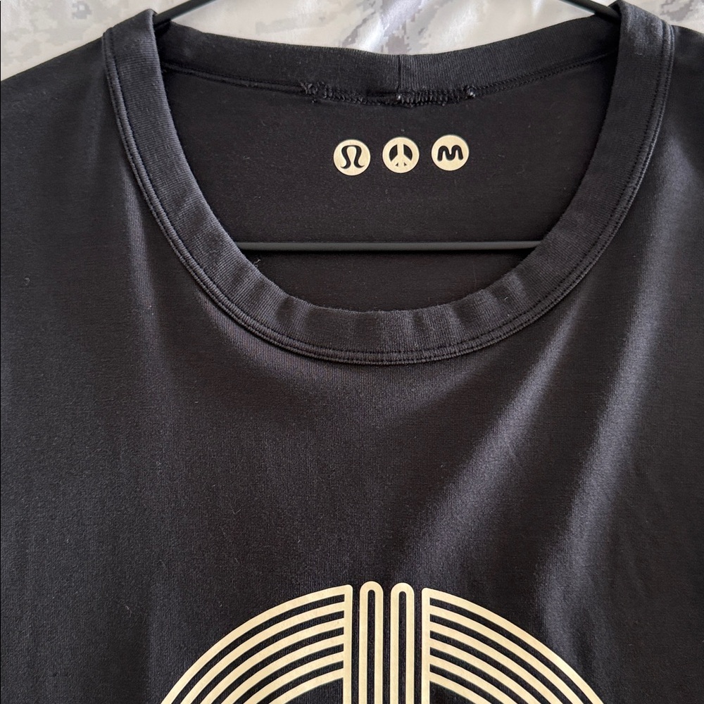 lululemon x madhappy Black Graphic T-Shirt mad happy collab - Picture 2 of 3